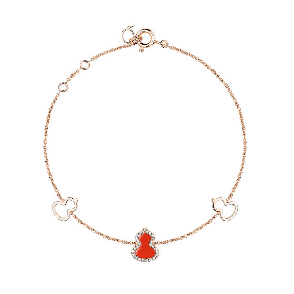 Qeelin Petite Wulu bracelet in 18K rose gold with diamonds and red agate