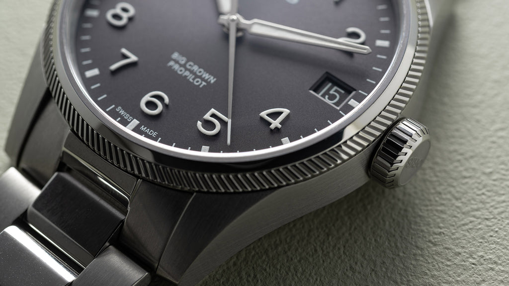 Oris Propilot Big Date 41mm Grey on Bracelet
