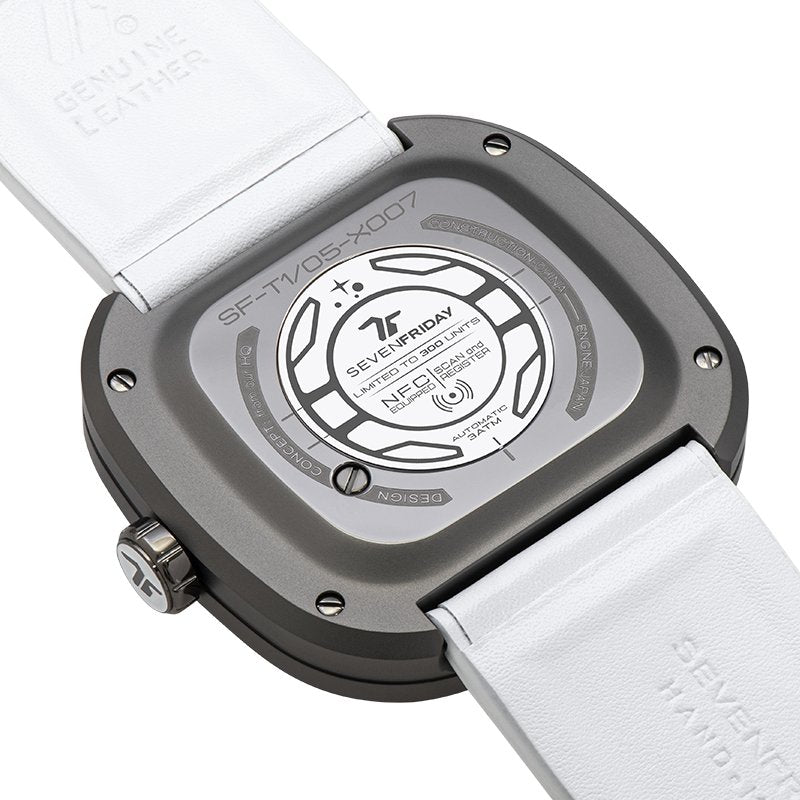 SEVENFRIDAY T1/05 -White T