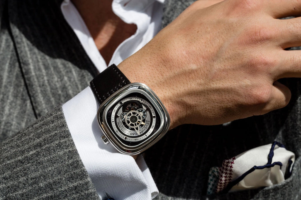 SEVENFRIDAY P1B/01