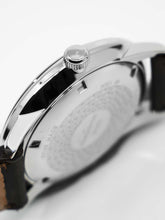 Load image into Gallery viewer, MeisterSinger Neo Plus Red Dial