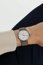 Load image into Gallery viewer, Nomos Tangente 33