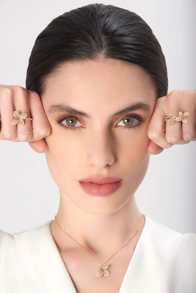 Pasquale Bruni Petit Garden Necklace 18k Rose Gold with Diamonds -Medium flower