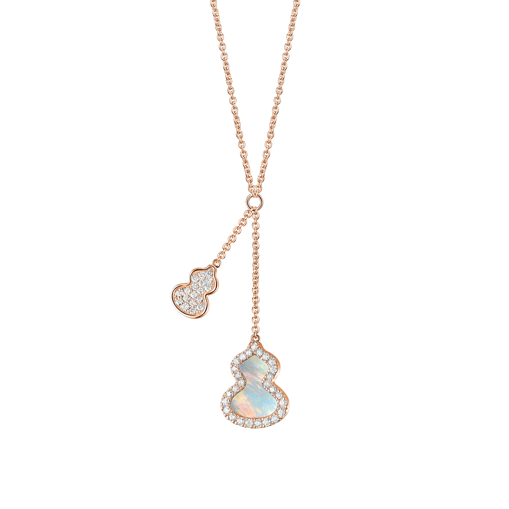 Qeelin Petite Wulu necklace in 18K rose gold with diamonds and mother of pearl
