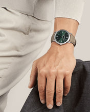 Load image into Gallery viewer, Baume &amp; Mercier Classima Quartz Green 10607 -42mm
