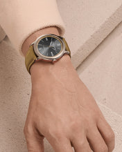 Load image into Gallery viewer, Baume &amp; Mercier Classima Automatic 42mm Grey 10695