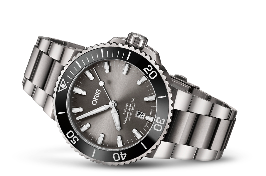 Oris Aquis Date Titanum 43.5mm on Titanium Bracelet