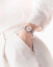 Load image into Gallery viewer, Baume &amp; Mercier Riviera Pink 33mm Quartz 10812