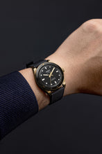 Load image into Gallery viewer, Skindiver Nautique - Bronze &amp; Black with Black Carbon Leather Strap