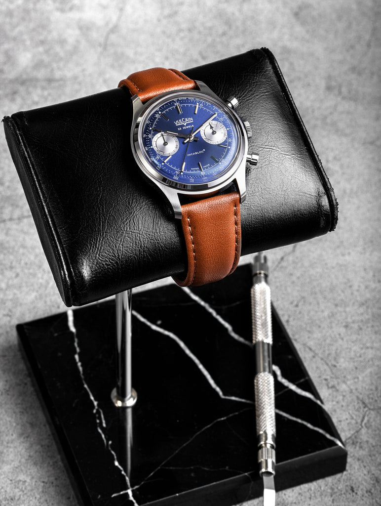 Chronograph 70's - Blue with Black Croco pattern Strap