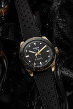 Load image into Gallery viewer, Skindiver Nautique - Bronze &amp; Black with Black Carbon Leather Strap