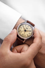 Load image into Gallery viewer, Cricket Classique 36 mm - Khaki Brown on Brown Leather