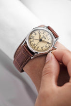 Load image into Gallery viewer, Cricket Classique 36 mm - Khaki Brown on Brown Leather