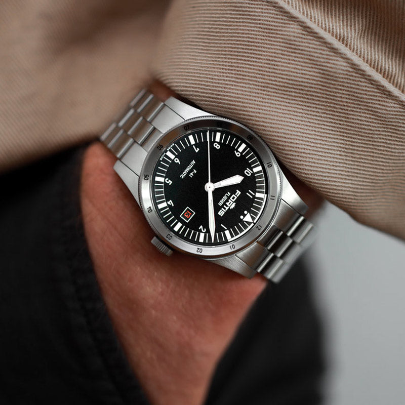 Fortis Flieger F-41 black on block bracelet