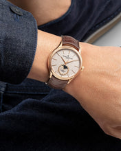 Load image into Gallery viewer, Baume &amp; Mercier Clifton Beige Moon phase date 10736 -18K Rose Gold