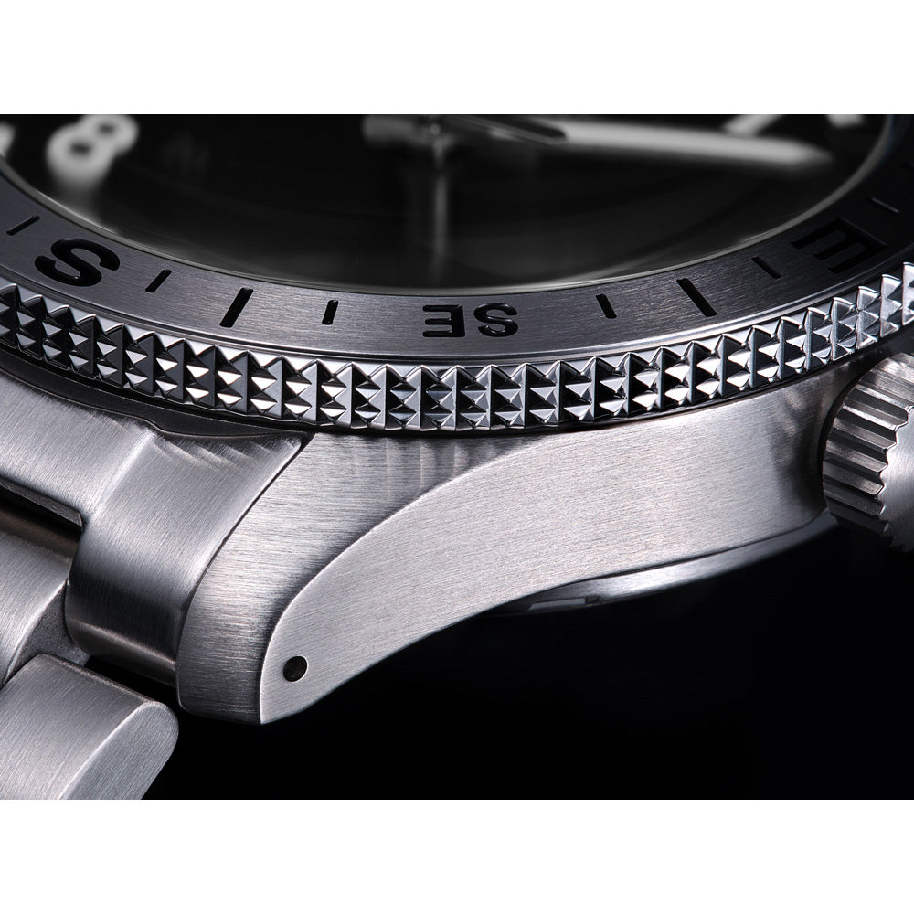 Seiko 5 Sports Field Sport Automatic Black Dial on Bracelet -HDB006