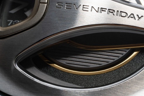 SEVENFRIDAY ME1/02