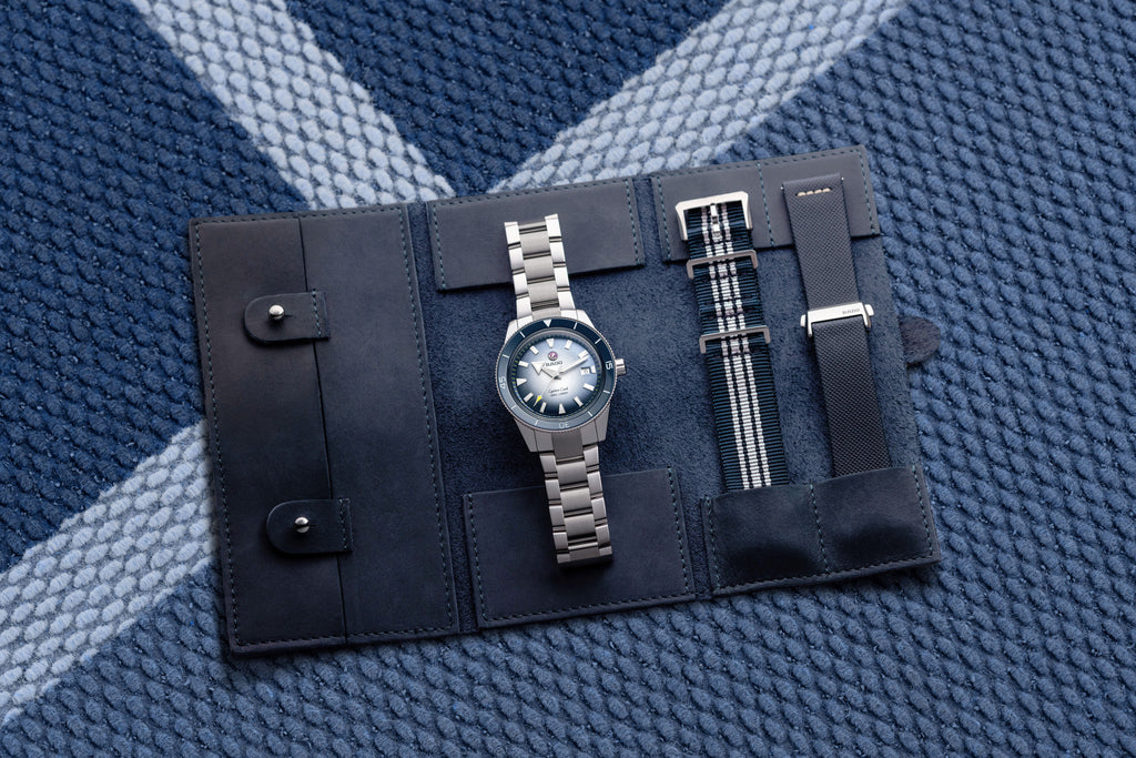 Rado Captain Cook Automatic Blue with extra straps