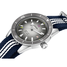Load image into Gallery viewer, Rado Captain Cook X Tennis Limited Edition Grey 39mm on Bracelet -extra nato straps