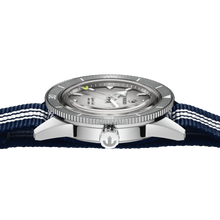 Load image into Gallery viewer, Rado Captain Cook X Tennis Limited Edition Grey 39mm on Bracelet -extra nato straps