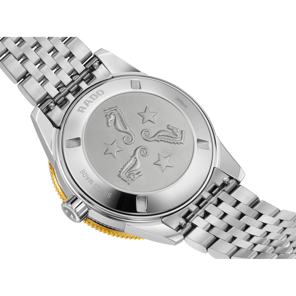 Rado Captain Cook Automatic Gold Dial 39mm on Bracelet with 1 complimentary rubber strap