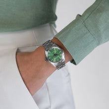 Load image into Gallery viewer, Hamilton Jazzmaster Performer Auto Green on Bracelet 34mm