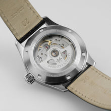 Load image into Gallery viewer, Hamilton Khaki Field White Murph 38mm on leather