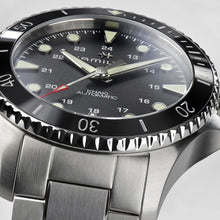 Load image into Gallery viewer, Hamilton Khaki Navy Scuba Auto Black Dial Black Bezel on Bracelet 43mm