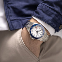 Load image into Gallery viewer, Hamilton Khaki Navy Scuba Auto Wihte Dial Blue Bezel on Bracelet 43mm