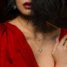 Load image into Gallery viewer, Roberto Coin Desert Flower pendant in 18k yellow gold with diamonds