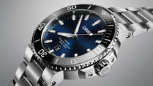 Load image into Gallery viewer, Oris Aquis Date Blue 43.5mm Black Rubber