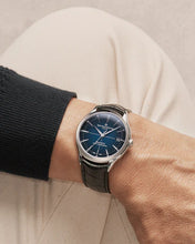 Load image into Gallery viewer, Baume &amp; Mercier Clifton Blue 10467