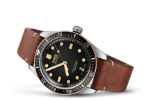 Load image into Gallery viewer, Oris Divers Sixty-Five Bronze Bezel Black 40mm Leather