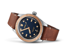 Load image into Gallery viewer, Oris Divers Bronze Sixty-Five Blue 2 Tones Leather