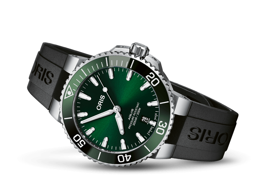 Oris aquis best sale green rubber strap