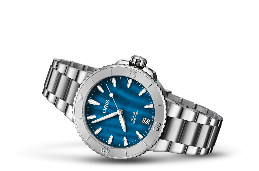 Oris Aquis Date 36.5mm Blue Mother of Pearl