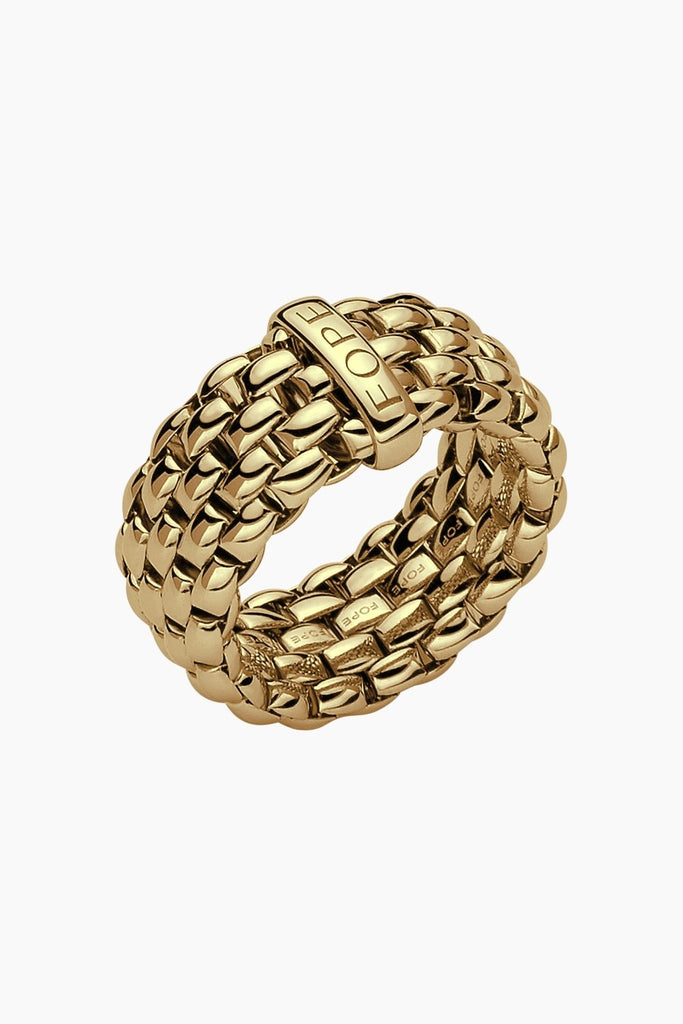 Fope Essentials Collection Flex'it Ring in 18k yellow gold